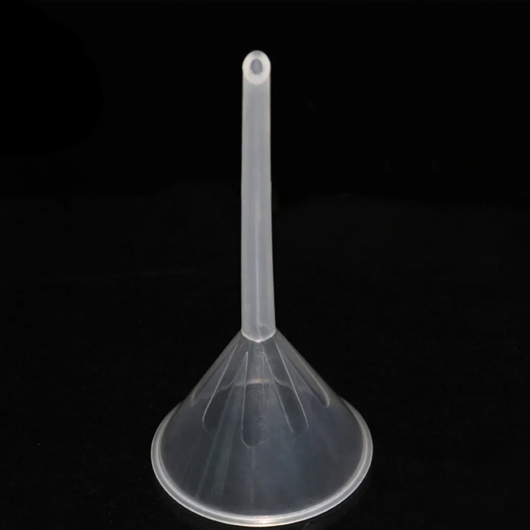 กรวยพลาสติก plastic funnel