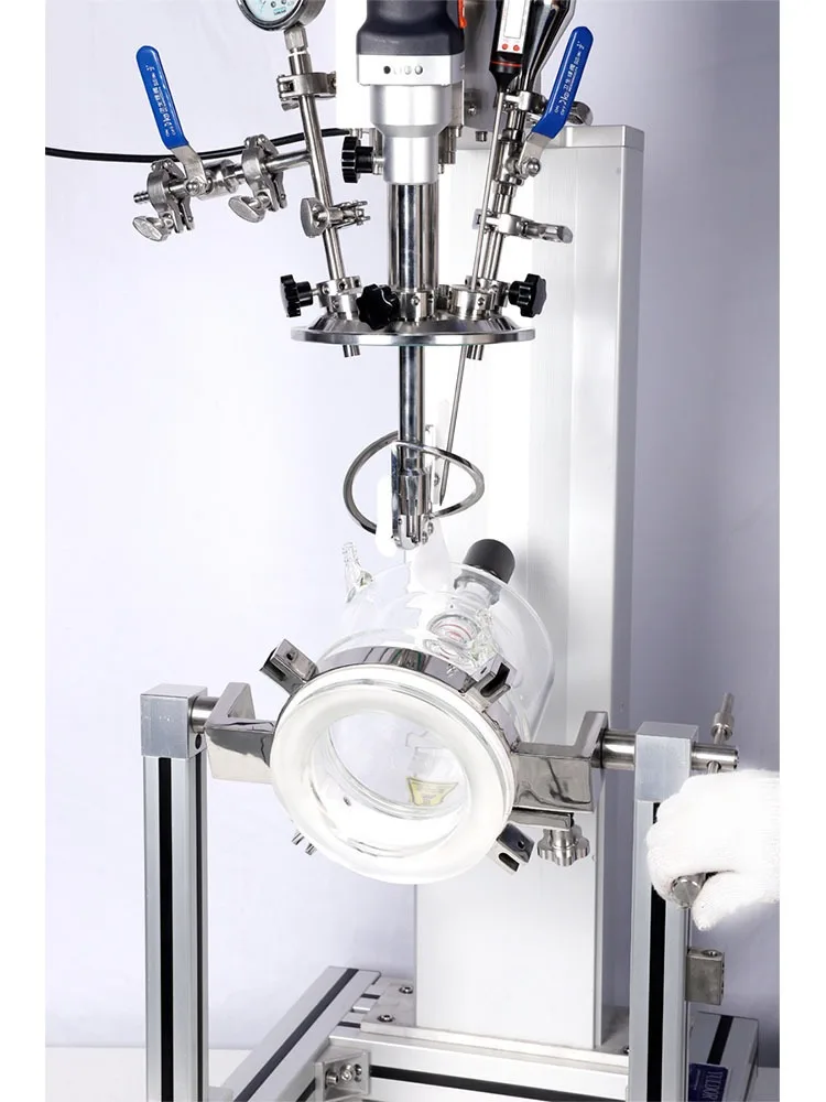 เครื่องปฏิกรณ์อิมัลชันสุญญากาศขนาดเล็กสำหรับห้องปฏิบัติการ (Lab Scale Vacuum Emulsifier Reactor)