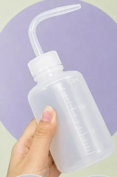 ขวดขาวขุ่นไม่มีฉลาก